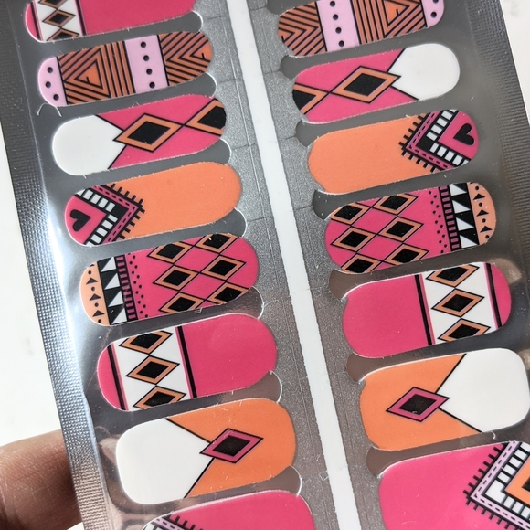 5 for $15 Nail Wrap - Boho Pink - Picture 2 of 3
